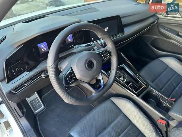 Белый Фольксваген Гольф Р, объемом двигателя 1.98 л и пробегом 41 тыс. км за 49900 $, фото 4 на Automoto.ua