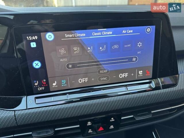 Білий Фольксваген Гольф Р, об'ємом двигуна 2 л та пробігом 41 тис. км за 49900 $, фото 14 на Automoto.ua