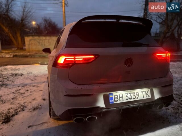 Білий Фольксваген Гольф Р, об'ємом двигуна 2 л та пробігом 41 тис. км за 49500 $, фото 3 на Automoto.ua