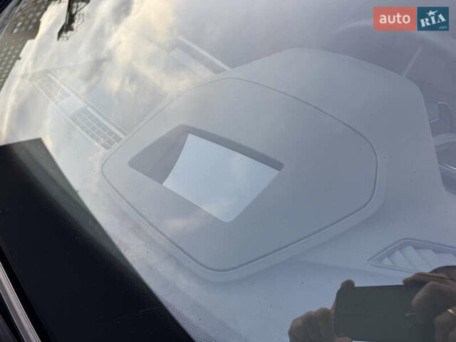 Білий Фольксваген Гольф Р, об'ємом двигуна 2 л та пробігом 33 тис. км за 46000 $, фото 51 на Automoto.ua