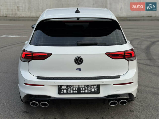 Білий Фольксваген Гольф Р, об'ємом двигуна 2 л та пробігом 33 тис. км за 46000 $, фото 6 на Automoto.ua