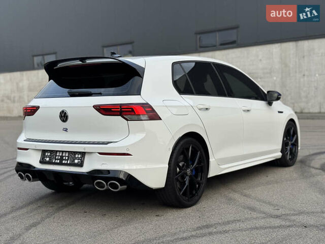 Білий Фольксваген Гольф Р, об'ємом двигуна 2 л та пробігом 33 тис. км за 46000 $, фото 4 на Automoto.ua