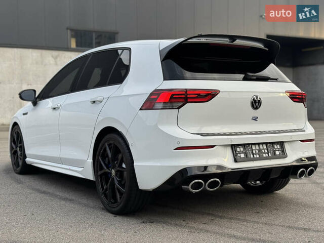 Білий Фольксваген Гольф Р, об'ємом двигуна 2 л та пробігом 33 тис. км за 46000 $, фото 7 на Automoto.ua