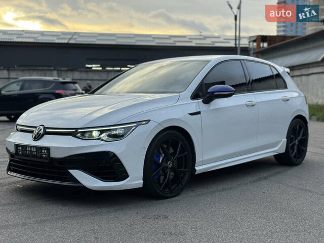 Білий Фольксваген Гольф Р, об'ємом двигуна 2 л та пробігом 33 тис. км за 46000 $, фото 10 на Automoto.ua