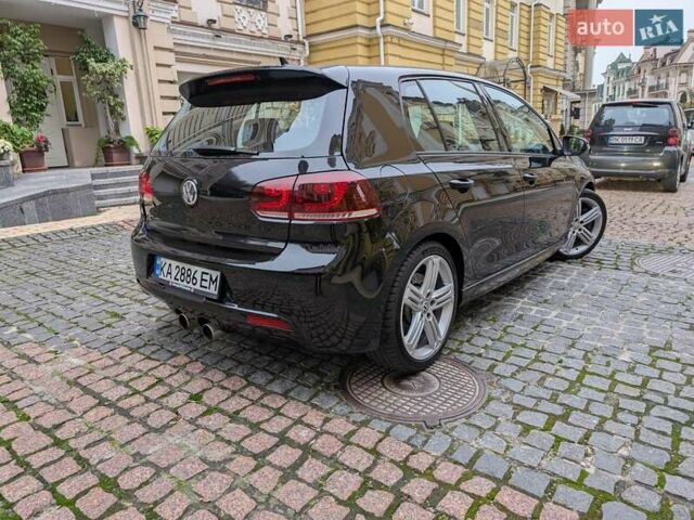 Чорний Фольксваген Гольф Р, об'ємом двигуна 2 л та пробігом 84 тис. км за 15000 $, фото 4 на Automoto.ua