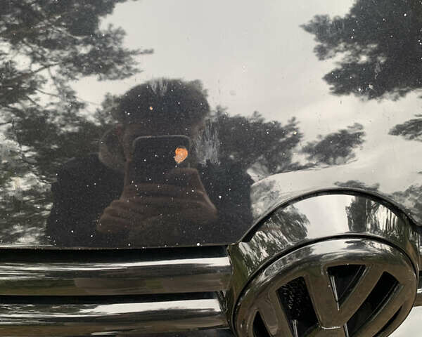 Черный Фольксваген Гольф Р, объемом двигателя 1.97 л и пробегом 140 тыс. км за 13500 $, фото 7 на Automoto.ua