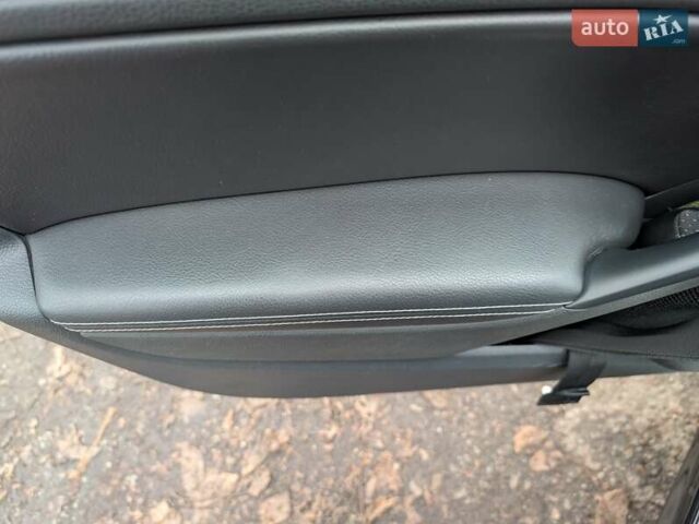 Чорний Фольксваген Гольф Р, об'ємом двигуна 2 л та пробігом 84 тис. км за 15000 $, фото 31 на Automoto.ua