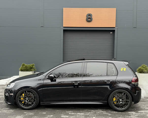 Чорний Фольксваген Гольф Р, об'ємом двигуна 2 л та пробігом 240 тис. км за 11000 $, фото 6 на Automoto.ua