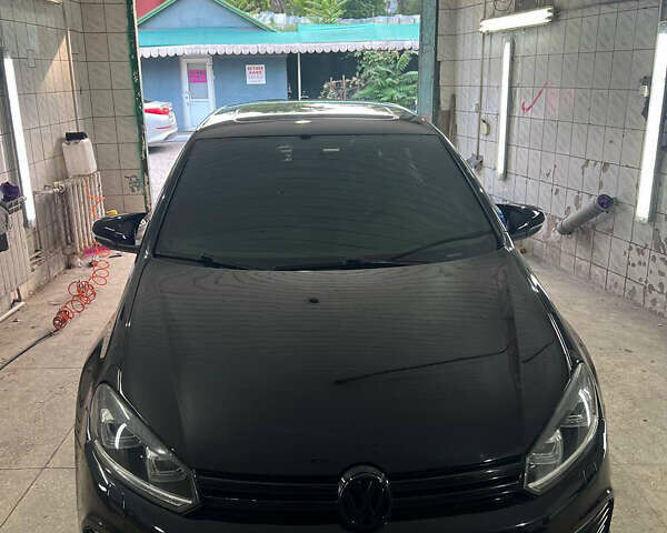 Чорний Фольксваген Гольф Р, об'ємом двигуна 1.98 л та пробігом 230 тис. км за 12000 $, фото 5 на Automoto.ua