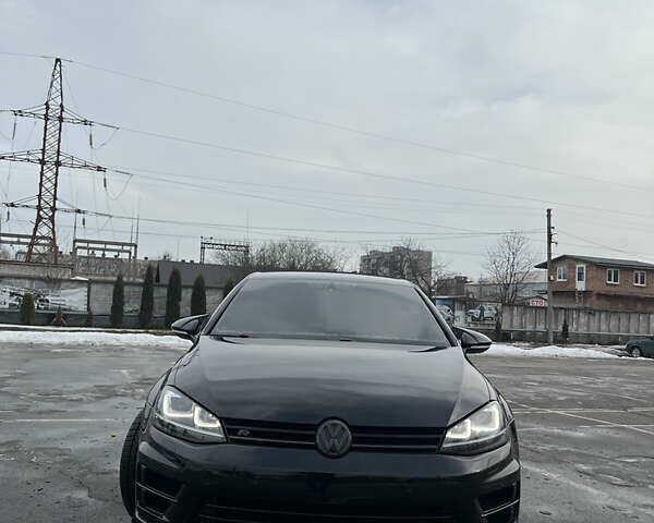 Черный Фольксваген Гольф Р, объемом двигателя 2 л и пробегом 96 тыс. км за 24500 $, фото 1 на Automoto.ua