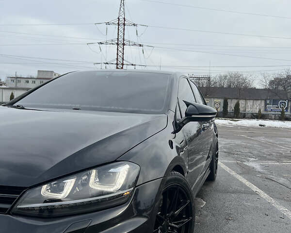 Черный Фольксваген Гольф Р, объемом двигателя 2 л и пробегом 96 тыс. км за 24500 $, фото 6 на Automoto.ua