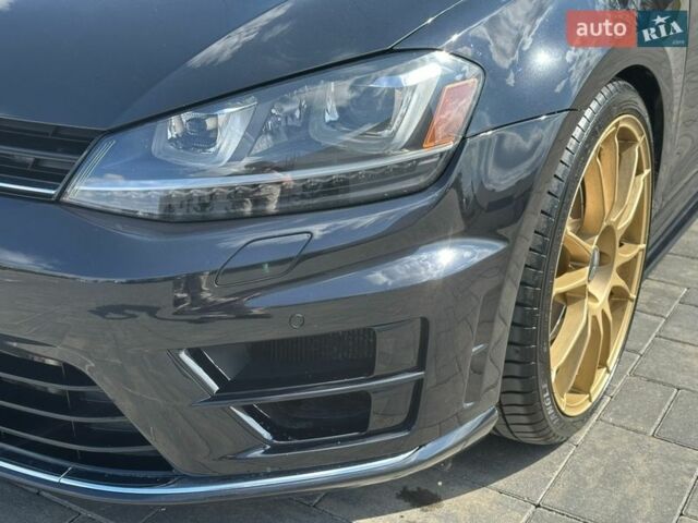 Черный Фольксваген Гольф Р, объемом двигателя 2 л и пробегом 130 тыс. км за 20000 $, фото 8 на Automoto.ua