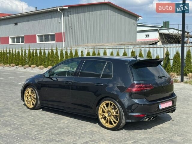Черный Фольксваген Гольф Р, объемом двигателя 2 л и пробегом 130 тыс. км за 20000 $, фото 2 на Automoto.ua