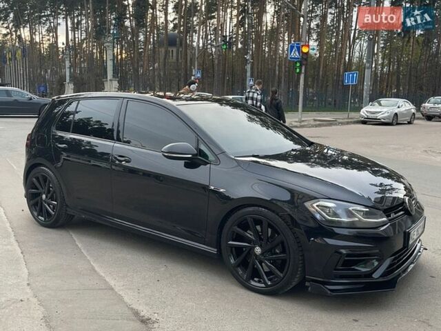 Чорний Фольксваген Гольф Р, об'ємом двигуна 2 л та пробігом 102 тис. км за 21000 $, фото 27 на Automoto.ua