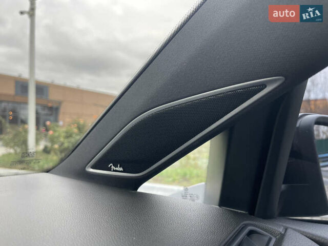 Чорний Фольксваген Гольф Р, об'ємом двигуна 2 л та пробігом 99 тис. км за 20999 $, фото 25 на Automoto.ua