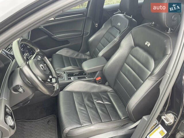 Чорний Фольксваген Гольф Р, об'ємом двигуна 2 л та пробігом 99 тис. км за 20999 $, фото 23 на Automoto.ua