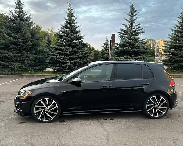 Чорний Фольксваген Гольф Р, об'ємом двигуна 2 л та пробігом 109 тис. км за 21999 $, фото 3 на Automoto.ua