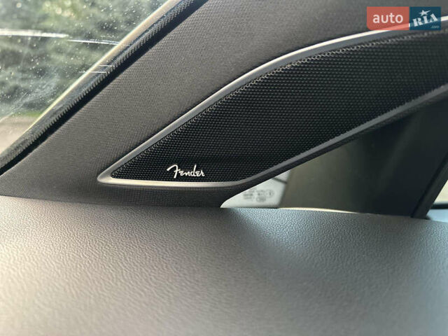 Чорний Фольксваген Гольф Р, об'ємом двигуна 2 л та пробігом 109 тис. км за 21999 $, фото 18 на Automoto.ua