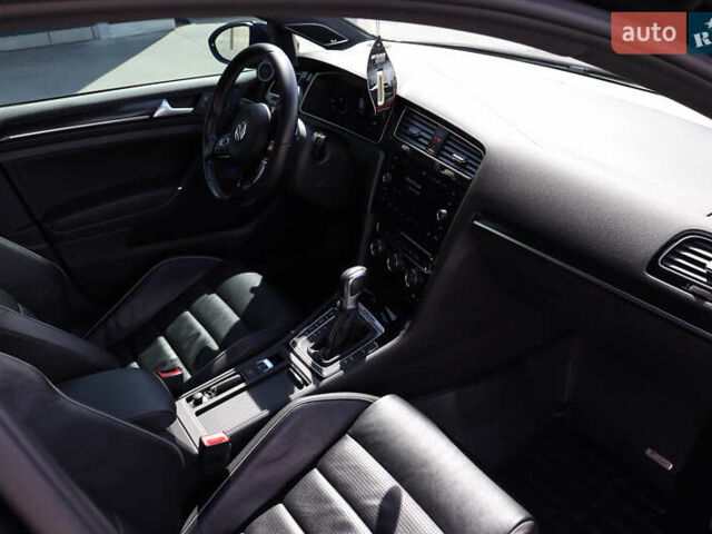 Чорний Фольксваген Гольф Р, об'ємом двигуна 1.97 л та пробігом 171 тис. км за 26200 $, фото 12 на Automoto.ua