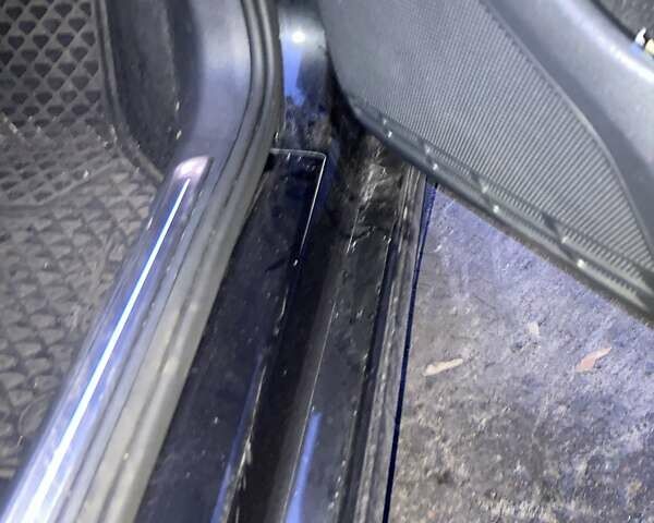 Черный Фольксваген Гольф Р, объемом двигателя 2 л и пробегом 95 тыс. км за 13999 $, фото 11 на Automoto.ua