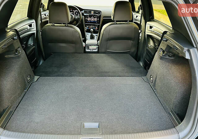 Чорний Фольксваген Гольф Р, об'ємом двигуна 1.97 л та пробігом 91 тис. км за 25500 $, фото 12 на Automoto.ua