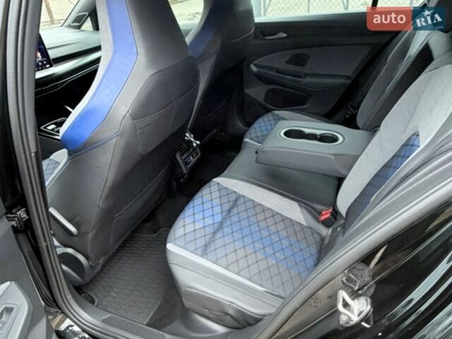 Чорний Фольксваген Гольф Р, об'ємом двигуна 1.98 л та пробігом 7 тис. км за 50900 $, фото 10 на Automoto.ua