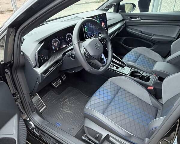 Чорний Фольксваген Гольф Р, об'ємом двигуна 1.98 л та пробігом 7 тис. км за 50900 $, фото 9 на Automoto.ua