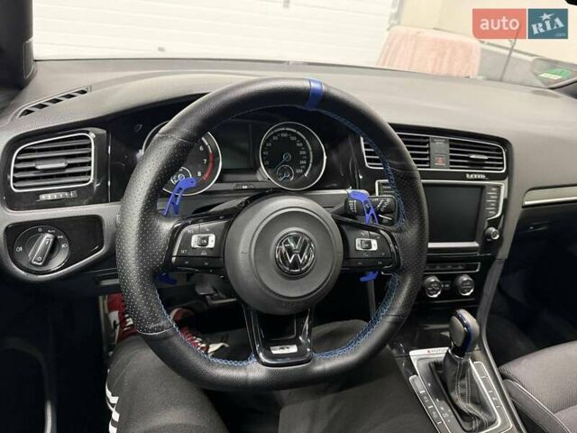 Чорний Фольксваген Гольф Р, об'ємом двигуна 1.98 л та пробігом 96 тис. км за 27500 $, фото 3 на Automoto.ua