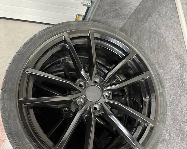 Черный Фольксваген Гольф Р, объемом двигателя 1.98 л и пробегом 96 тыс. км за 29000 $, фото 10 на Automoto.ua