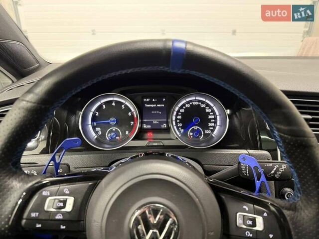 Черный Фольксваген Гольф Р, объемом двигателя 1.98 л и пробегом 96 тыс. км за 29000 $, фото 4 на Automoto.ua