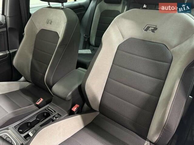 Черный Фольксваген Гольф Р, объемом двигателя 1.98 л и пробегом 96 тыс. км за 29000 $, фото 9 на Automoto.ua