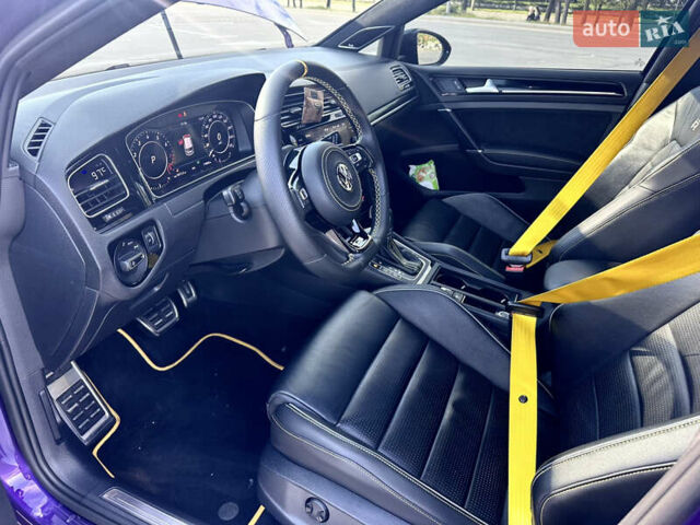 Фіолетовий Фольксваген Гольф Р, об'ємом двигуна 2 л та пробігом 77 тис. км за 29500 $, фото 18 на Automoto.ua