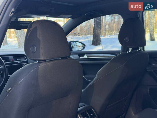 Фольксваген Гольф Р, объемом двигателя 0 л и пробегом 130 тыс. км за 16750 $, фото 22 на Automoto.ua