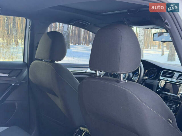 Фольксваген Гольф Р, объемом двигателя 0 л и пробегом 130 тыс. км за 16750 $, фото 19 на Automoto.ua