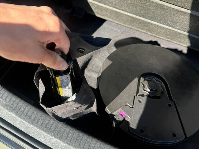 Фольксваген Гольф Р, об'ємом двигуна 2 л та пробігом 169 тис. км за 17399 $, фото 14 на Automoto.ua
