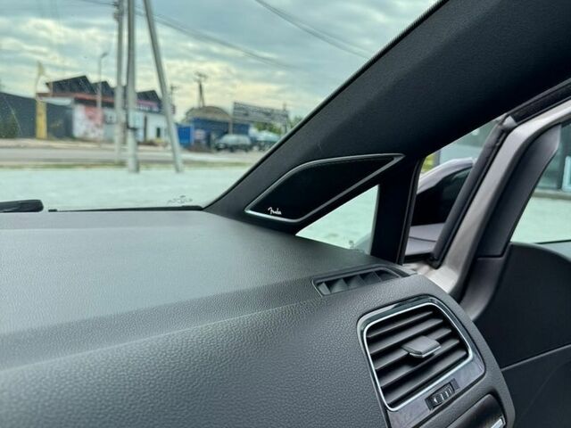 Фольксваген Гольф Р, об'ємом двигуна 1.97 л та пробігом 136 тис. км за 17999 $, фото 15 на Automoto.ua