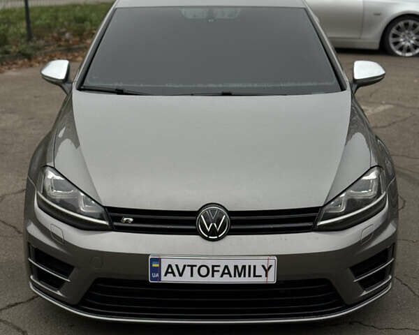 Серый Фольксваген Гольф Р, объемом двигателя 2 л и пробегом 193 тыс. км за 16000 $, фото 17 на Automoto.ua