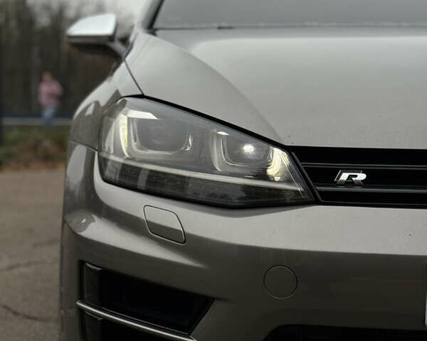 Серый Фольксваген Гольф Р, объемом двигателя 2 л и пробегом 193 тыс. км за 16000 $, фото 11 на Automoto.ua