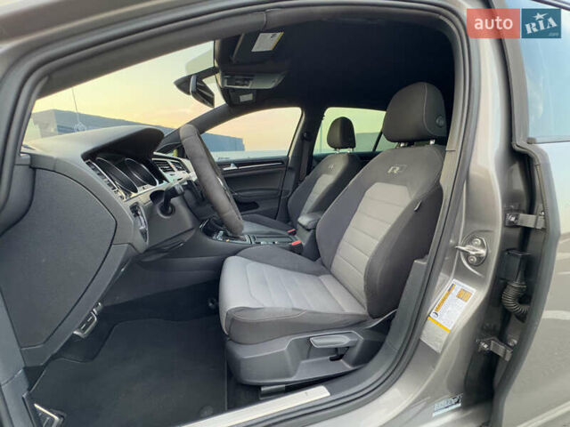 Сірий Фольксваген Гольф Р, об'ємом двигуна 2 л та пробігом 141 тис. км за 21900 $, фото 34 на Automoto.ua