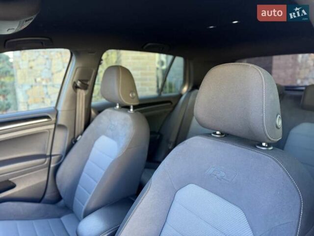 Сірий Фольксваген Гольф Р, об'ємом двигуна 1.98 л та пробігом 142 тис. км за 19500 $, фото 10 на Automoto.ua