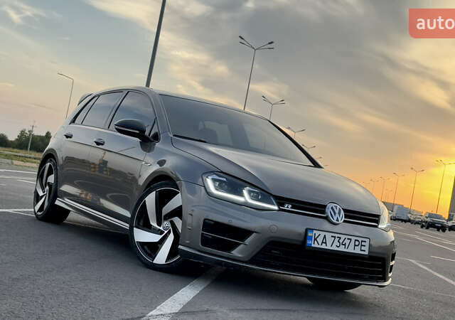 Сірий Фольксваген Гольф Р, об'ємом двигуна 2 л та пробігом 141 тис. км за 21900 $, фото 1 на Automoto.ua