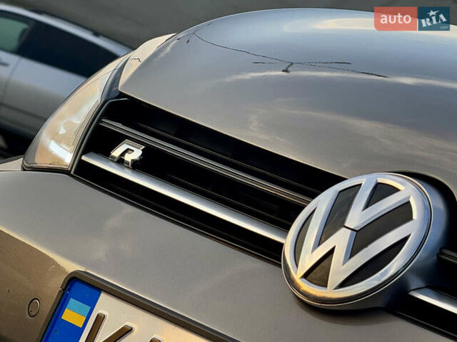 Сірий Фольксваген Гольф Р, об'ємом двигуна 2 л та пробігом 141 тис. км за 21900 $, фото 26 на Automoto.ua