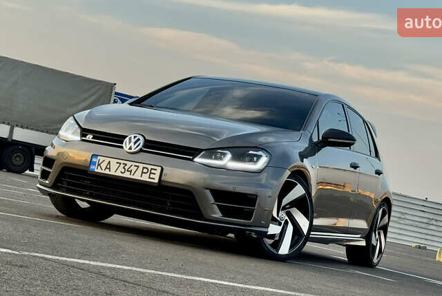 Серый Фольксваген Гольф Р, объемом двигателя 1.98 л и пробегом 142 тыс. км за 19999 $, фото 2 на Automoto.ua