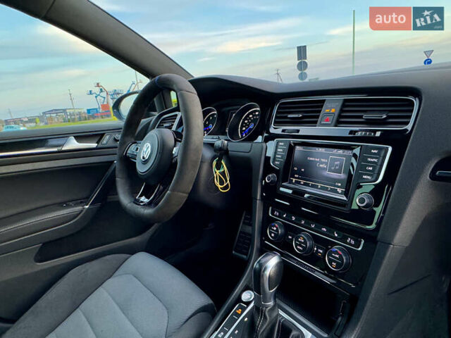 Сірий Фольксваген Гольф Р, об'ємом двигуна 2 л та пробігом 141 тис. км за 21900 $, фото 48 на Automoto.ua