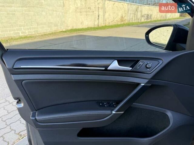 Сірий Фольксваген Гольф Р, об'ємом двигуна 1.98 л та пробігом 142 тис. км за 19500 $, фото 25 на Automoto.ua