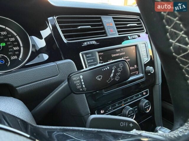 Серый Фольксваген Гольф Р, объемом двигателя 1.98 л и пробегом 146 тыс. км за 22990 $, фото 22 на Automoto.ua