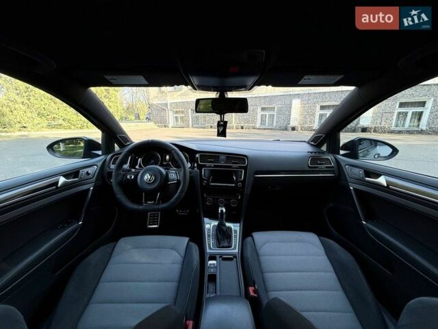 Серый Фольксваген Гольф Р, объемом двигателя 1.98 л и пробегом 142 тыс. км за 18500 $, фото 24 на Automoto.ua