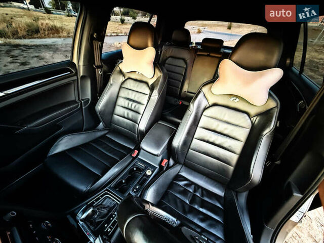 Серый Фольксваген Гольф Р, объемом двигателя 2 л и пробегом 155 тыс. км за 22900 $, фото 26 на Automoto.ua