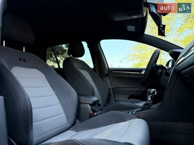 Серый Фольксваген Гольф Р, объемом двигателя 1.98 л и пробегом 142 тыс. км за 18500 $, фото 25 на Automoto.ua