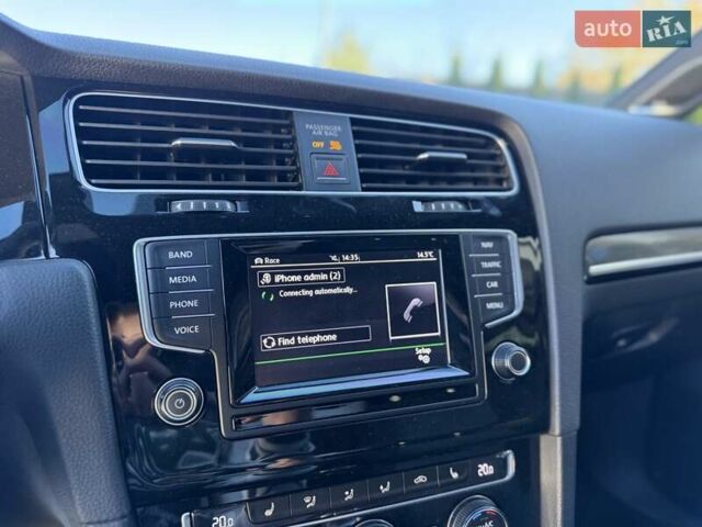 Сірий Фольксваген Гольф Р, об'ємом двигуна 1.98 л та пробігом 142 тис. км за 19500 $, фото 23 на Automoto.ua